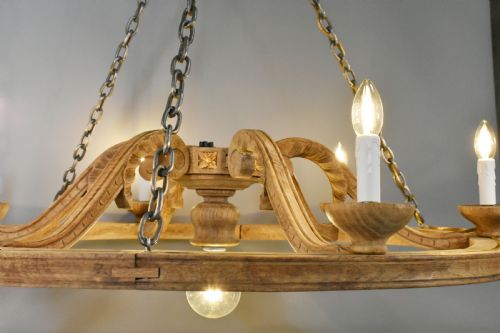 LARGE FRENCH CHANDELIER IN OAK LOUIS XVI STYLE WITH SIX ARMS - ADDITIONAL PHOTO 8