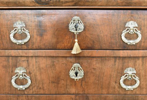 FRENCH CHEST OF DRAWERS IN WALNUT LOUIS PHILIPPE PERIOD 19TH CENTURY - ADDITIONAL PHOTO 6