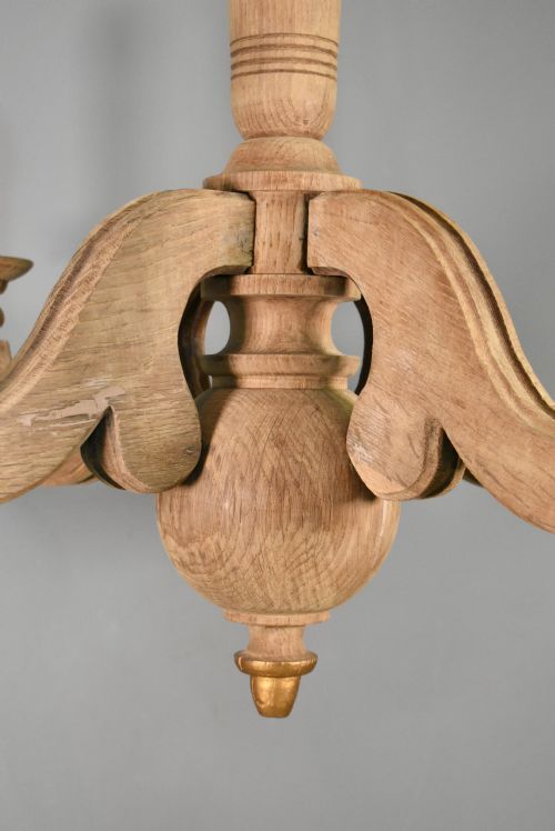 FRENCH PROVINCIAL FOUR ARM CHANDELIER IN SOLID OAK - ADDITIONAL PHOTO 8