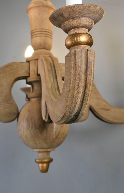 FRENCH PROVINCIAL FOUR ARM CHANDELIER IN SOLID OAK - ADDITIONAL PHOTO 11