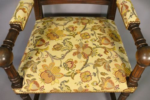 FRENCH ANTIQUE UPSHOLSTERED ARMCHAIR IN WALNUT TRANSITIONAL RENAISSANCE REVIVAL - ADDITIONAL PHOTO 9