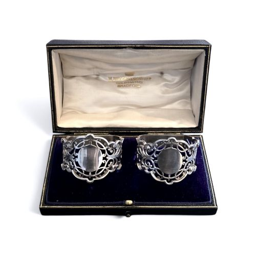 Pair Antique Sterling Silver Napkin Rings Sheffield 1913 Martin Hall & Co Cased