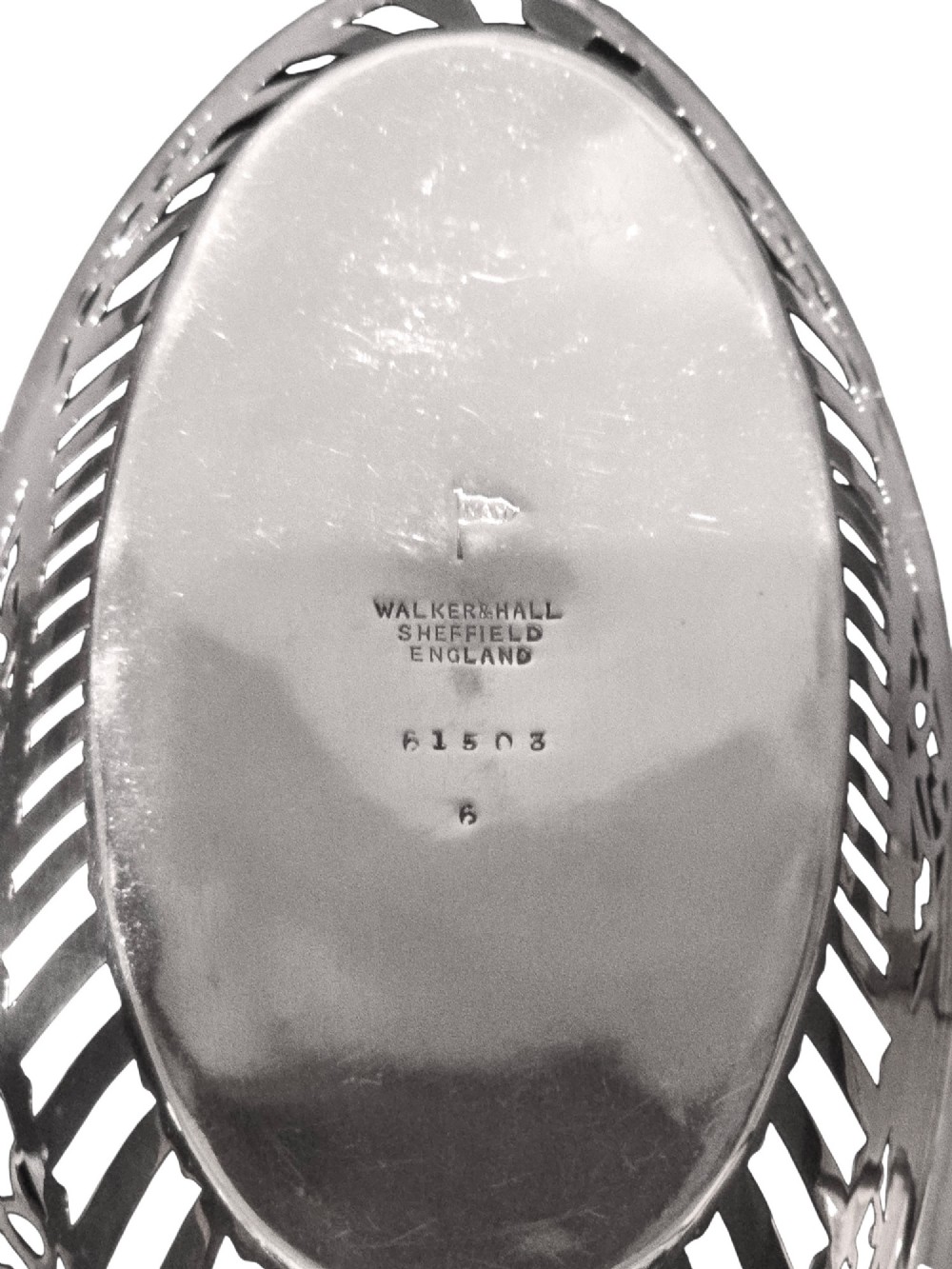 Walker & Hall Sterling Silver Bon Bon Dish Sheffield 1904 Edwardian 151.6g View III