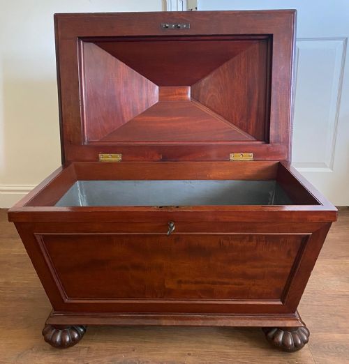 GILLOWS MAHOGANY SARCOPHAGUS SHAPED CELLARETTE - ADDITIONAL PHOTO 3