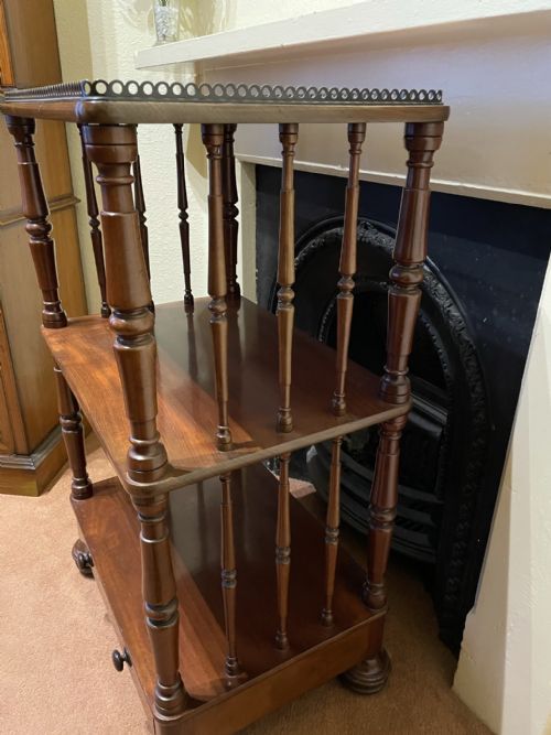 LOVELY EARLY 19TH CENTURY 3TIER WHATNOT OR ETAGERE - ADDITIONAL PHOTO 3