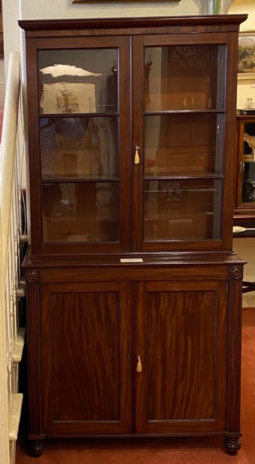 Early 19th Century Mahogany Glazed Bookcase of Compact Size and Depth