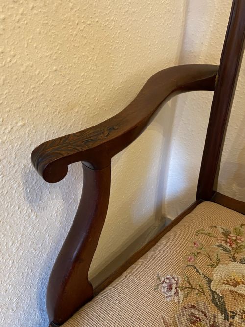 fig 1. A good set of EIGHT Chippendale style late 19th century solid mahogany dining chairs (6 + 2 carvers)