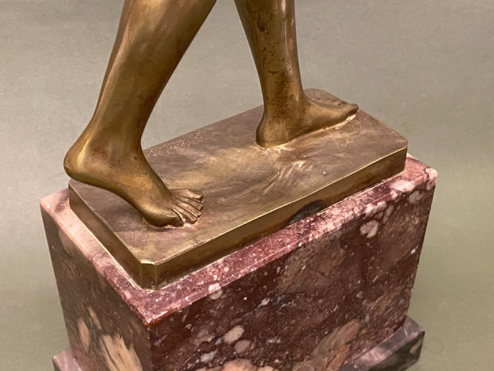 Schmidt-Hofer - Bronze female nude with 'amphora' on marble base. Signed. View XI