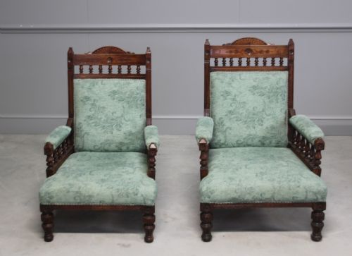 fig 1. A PAIR OF OAK VICTORIAN
