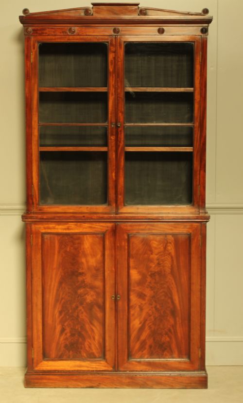A William IV Mahogany Library Bookcase Display