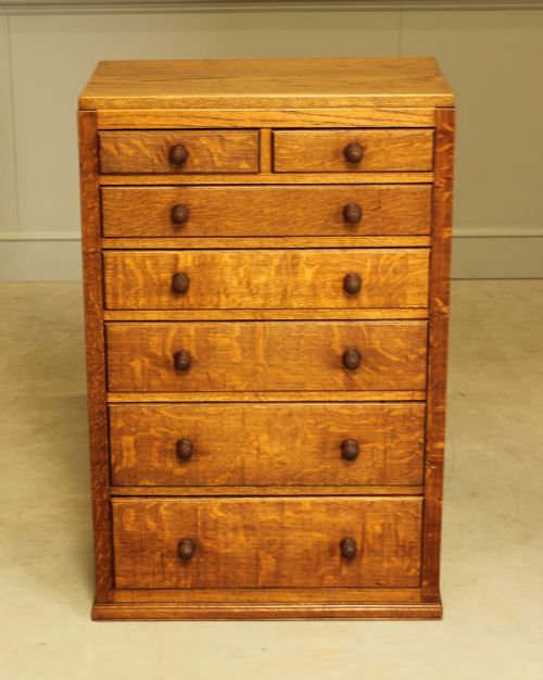 fig 1. An early 20th century solid oak Printers chest