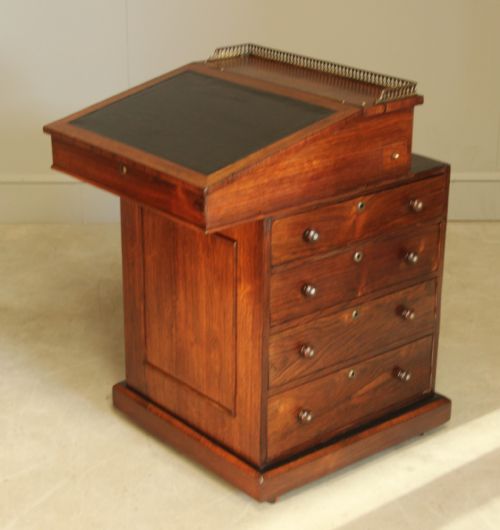 AN EARLY 19TH CENTURY ROSEWOOD DAVENPORT - ADDITIONAL PHOTO 4