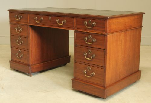 fig 2. A VICTORIAN MAHOGANY TWIN PEDESTAL DESK