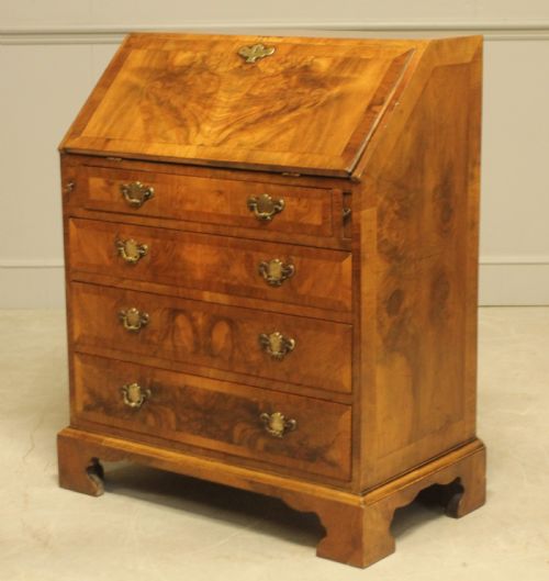 fig 2. A 19TH CENTURY BURR WALNUT BUREAU