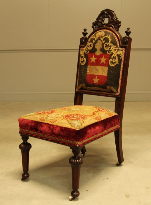 A 19TH CENTURY ROSEWOOD SIDE CHAIR - ADDITIONAL PHOTO 1