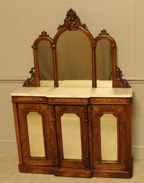 A VICTORIAN BURR WALNUT CREDENZA - ADDITIONAL PHOTO 2