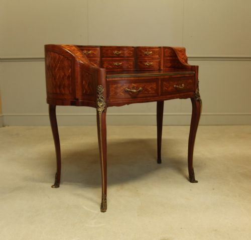 fig 2. A 19th century French Kingwood parquetry ladies desk