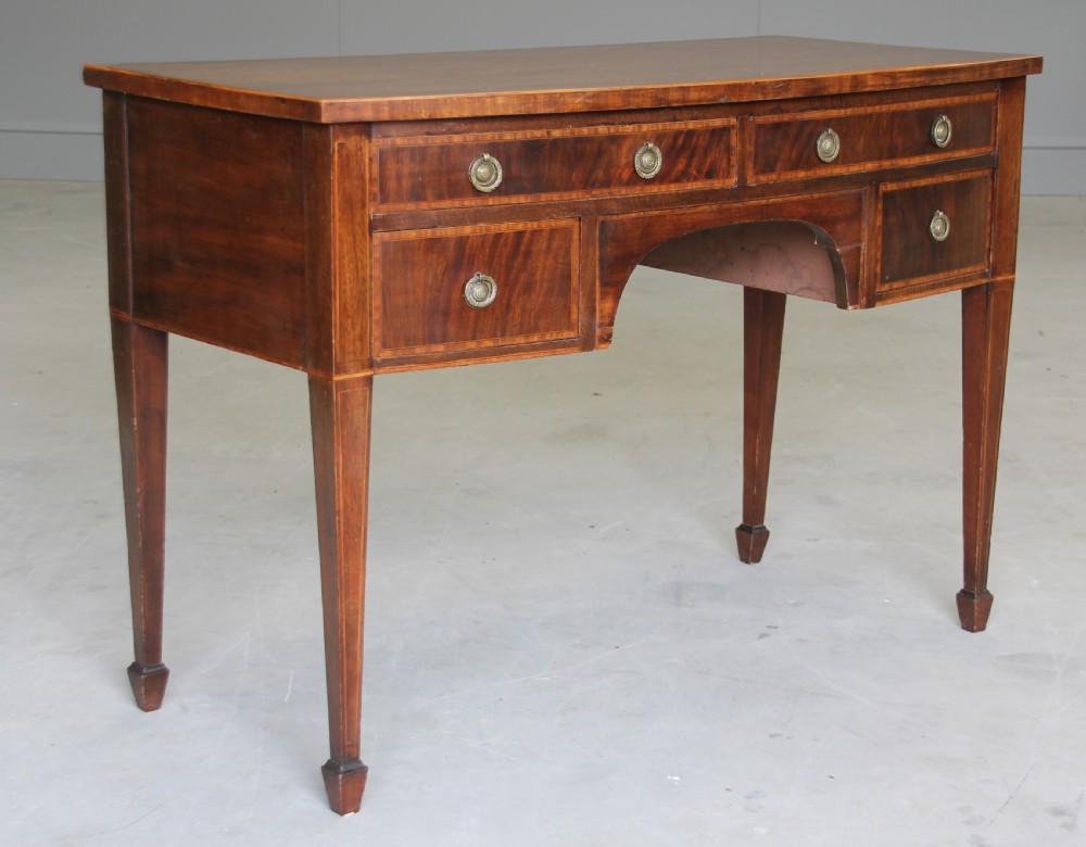 An Edwardian mahogany dressing table. View V