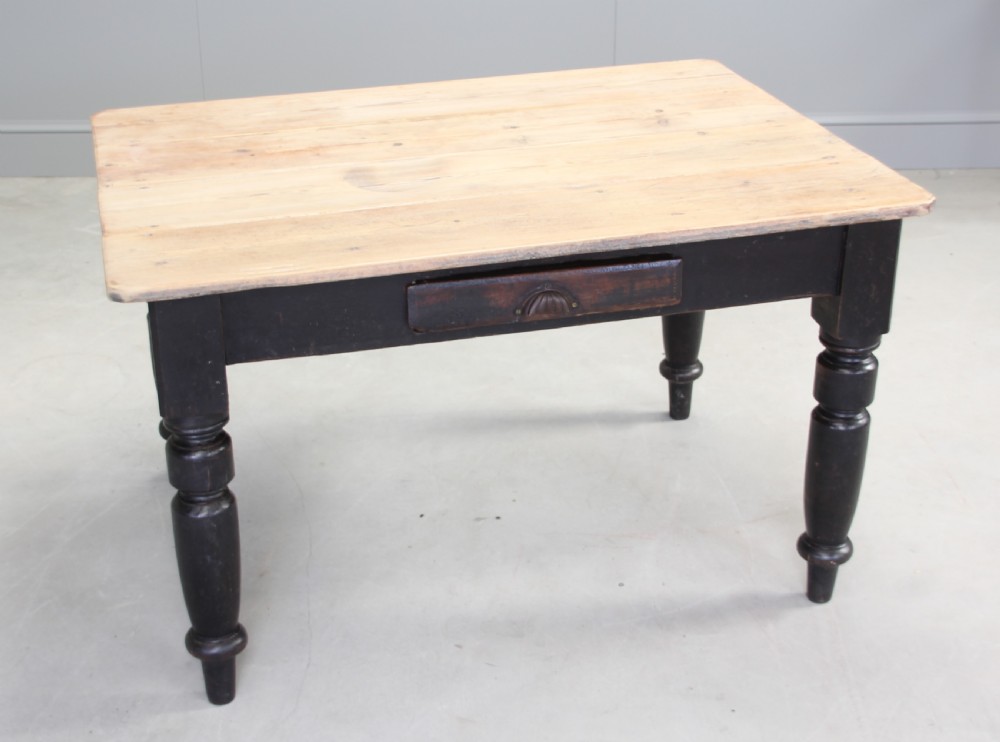 A VICTORIAN PINE TABLE View II