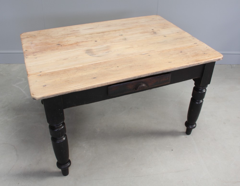A VICTORIAN PINE TABLE View III