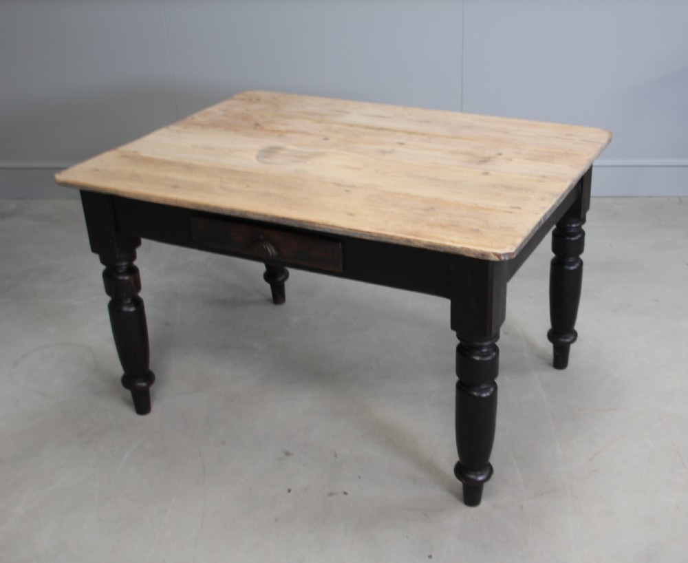 A VICTORIAN PINE TABLE View IV