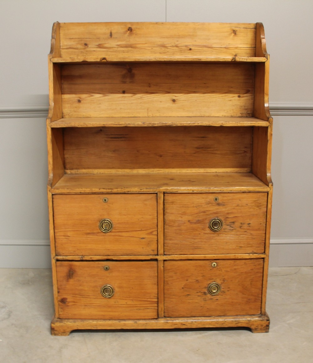 AN EARLY 19TH CENTURY PINE CHIFFONIER View IV