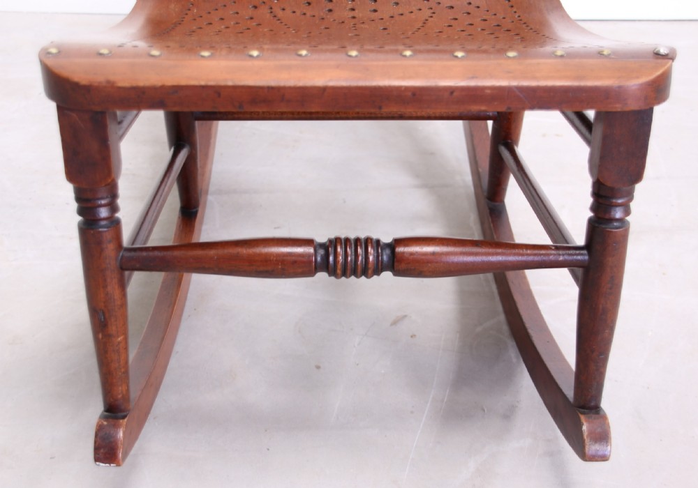 A 19TH CENTURY AMERICAN ROCKING CHAIR View VII