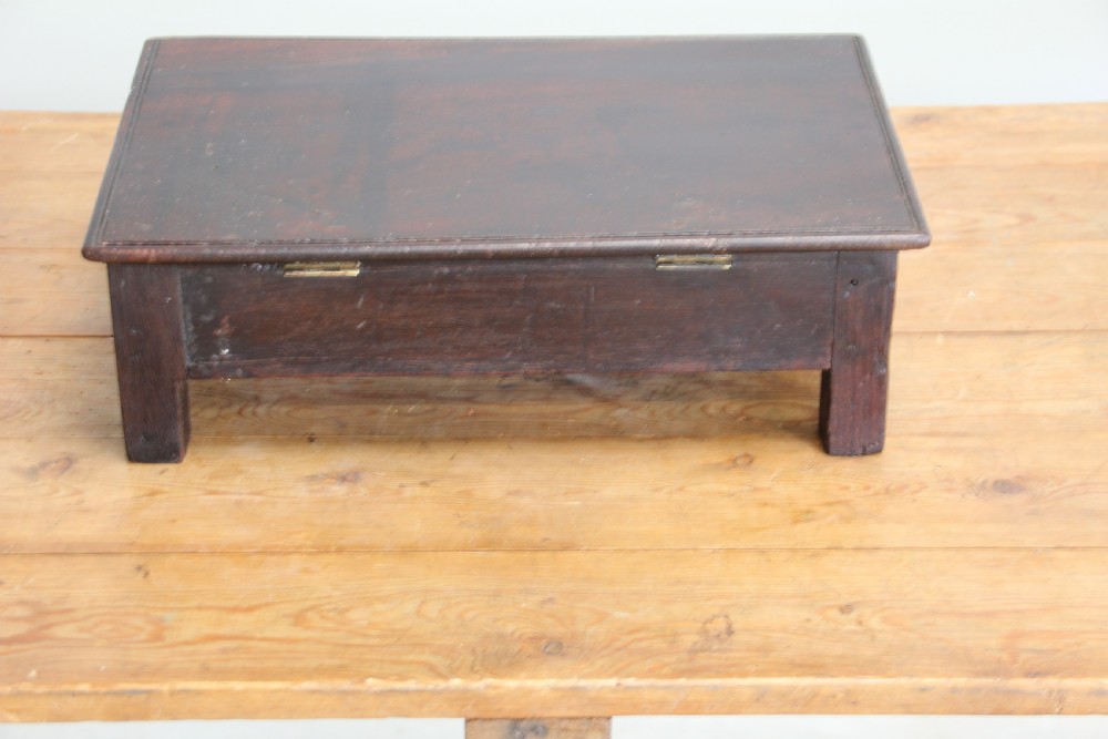 AN 18TH CENTURY MAHOGANY TABLE BOX View VII