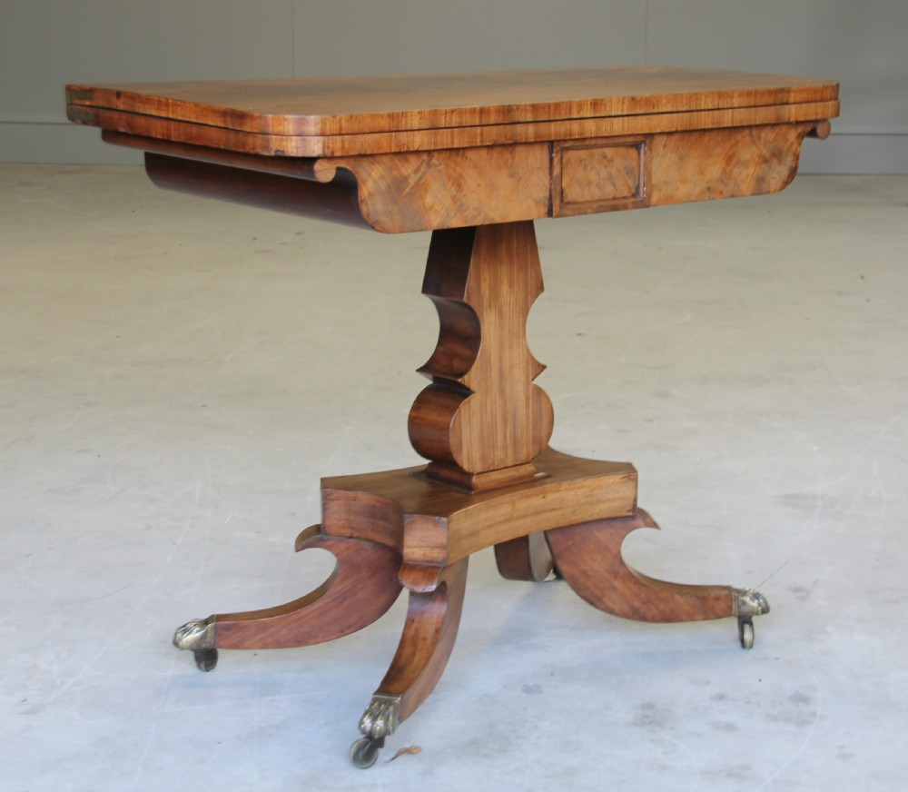 A WILLIAM IV MAHOGANY CARD TABLE
