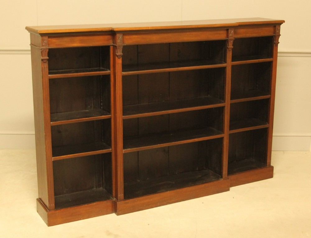 AN EARLY 19TH CENTURY MAHAGANY BREAKFRONT OPEN BOOKCASE View III