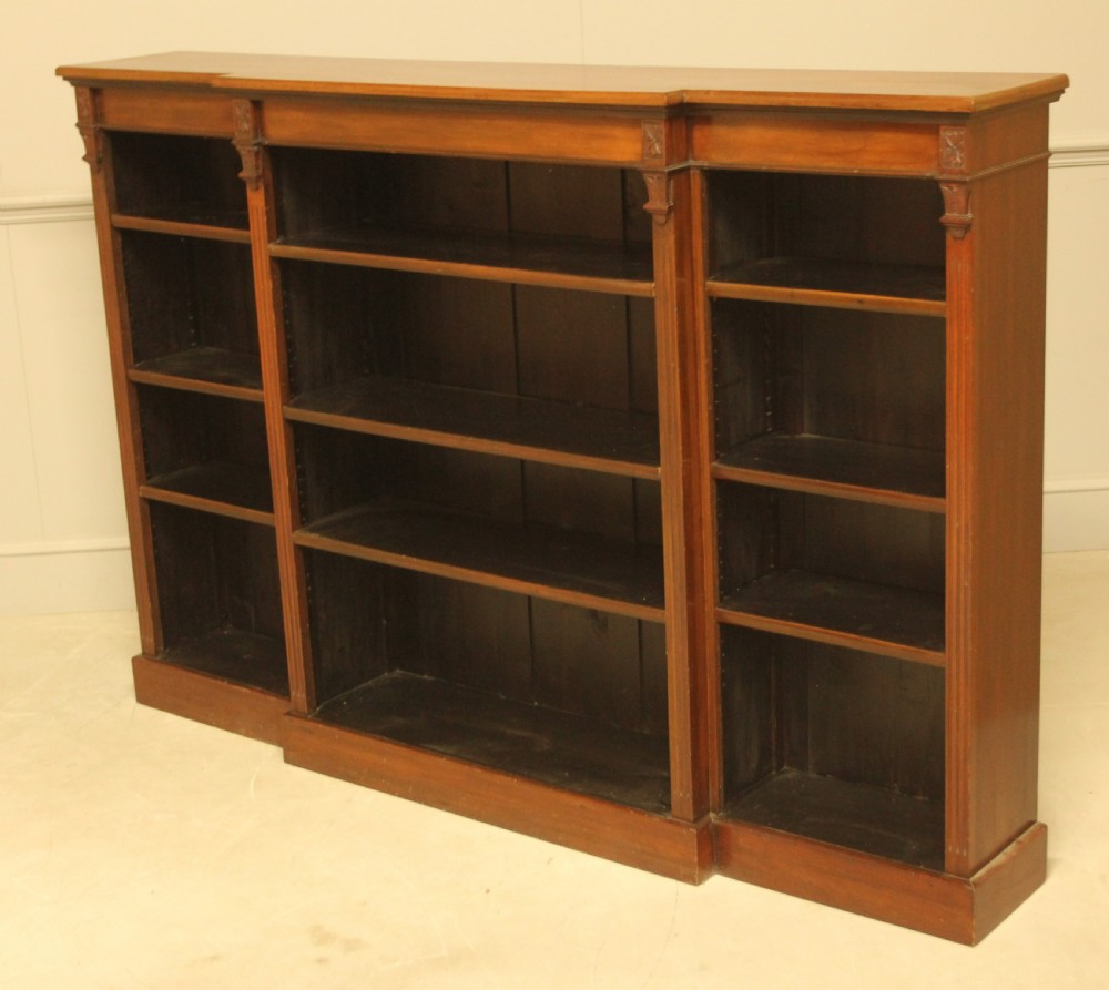 AN EARLY 19TH CENTURY MAHAGANY BREAKFRONT OPEN BOOKCASE View V