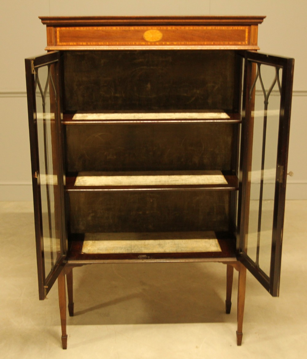 AN EDWARDIAN MAHOGANY DISPLAY CABINET View IV