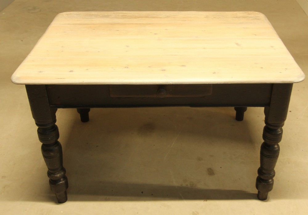 A VICTORIAN PINE SCRUBBED TOP TABLE View III