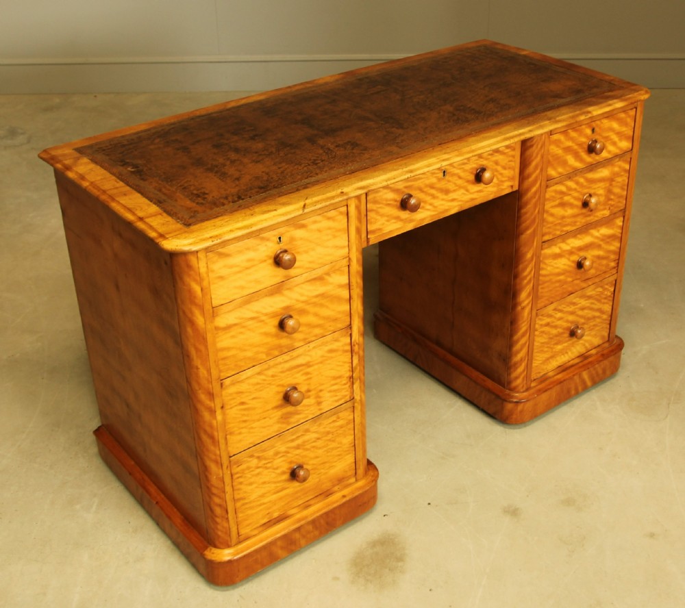 A 19TH CENTURY VICTORIAN WRITING DESK View V