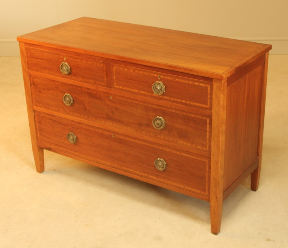 AN EDWARDIAN MAHOGANY CHEST OF DRAWERS View VI