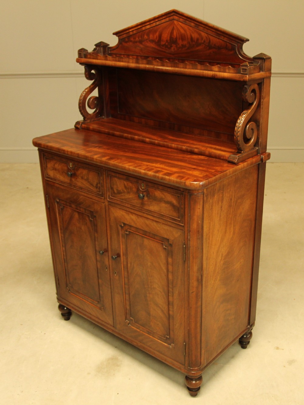 A GEORGE IV MAHOGANY CHIFFONIER View V
