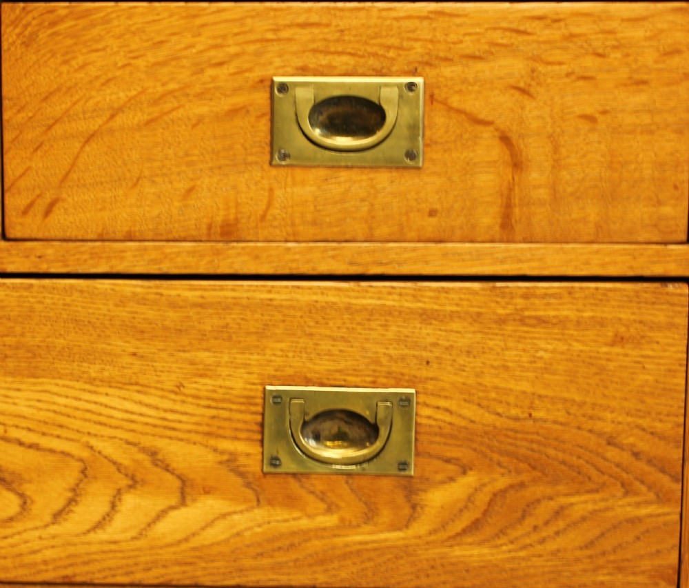 AN EARLY 20TH CENTURY OAK CHEST OF DRAWERS View IX