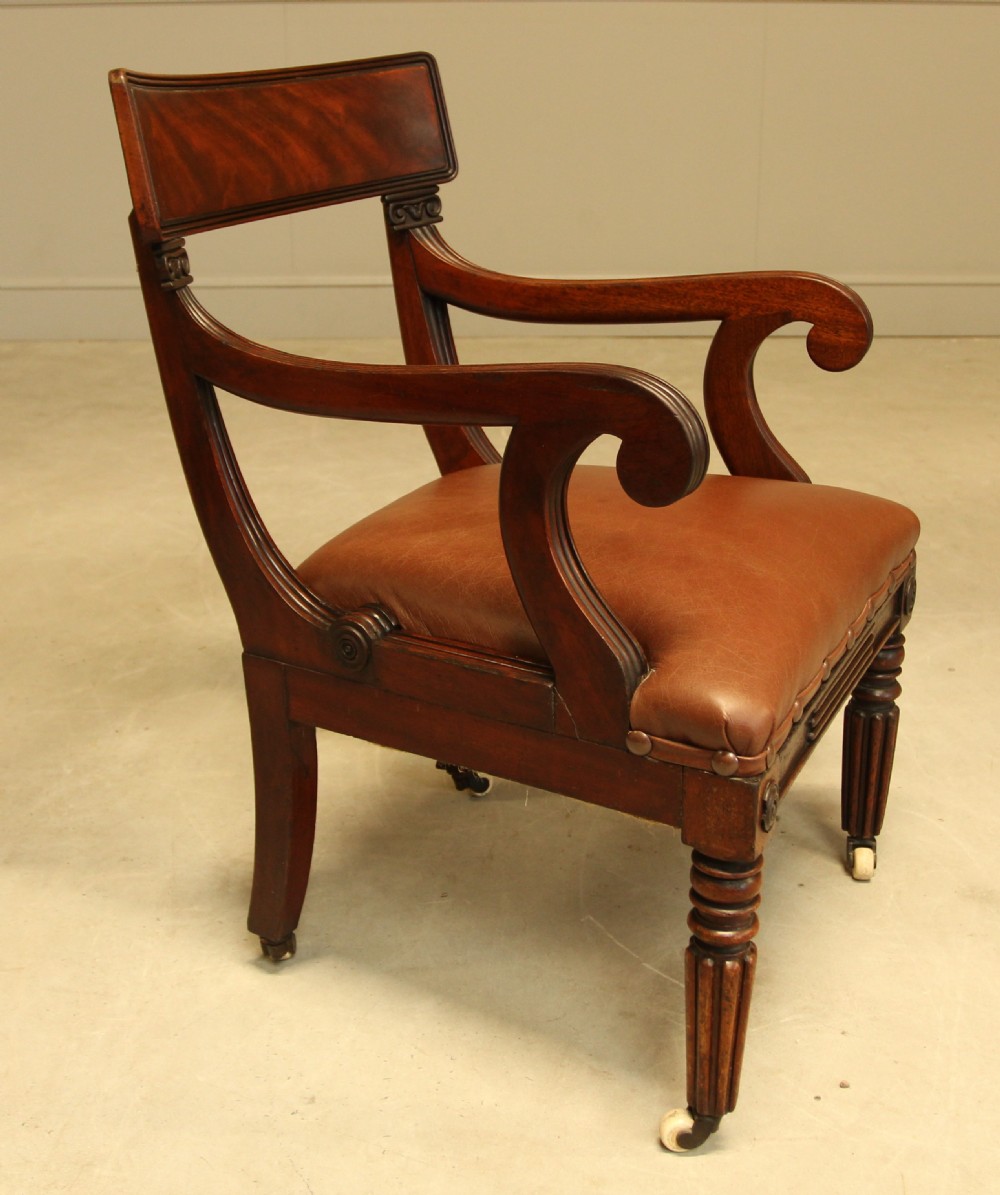 A WILLIAM IV MAHOGANY BAR BACK ARMCHAIR View V