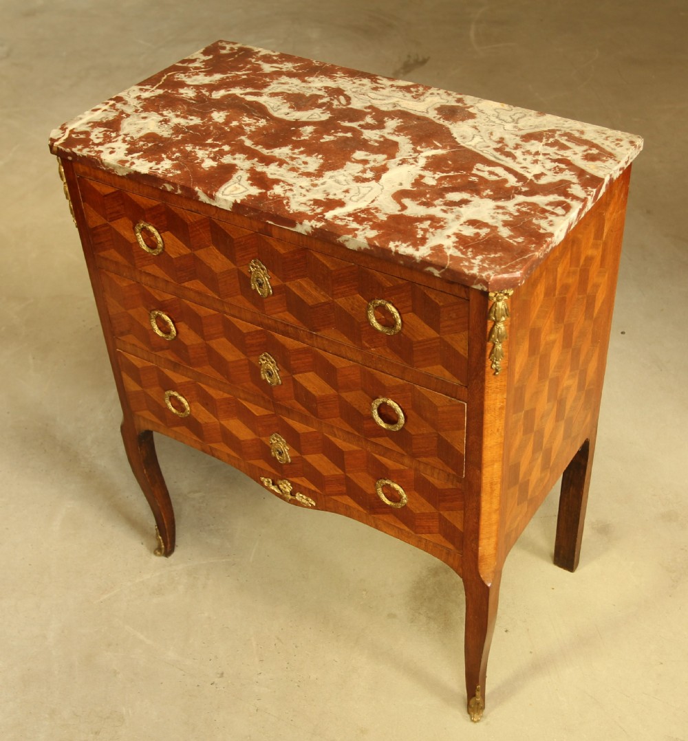 A 19TH Century Small French chest of drawers / Antique commode  View VII