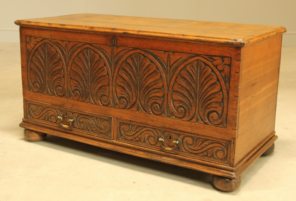 Antique OAK Mule chest / 18th century coffer / Blanket chest View IV