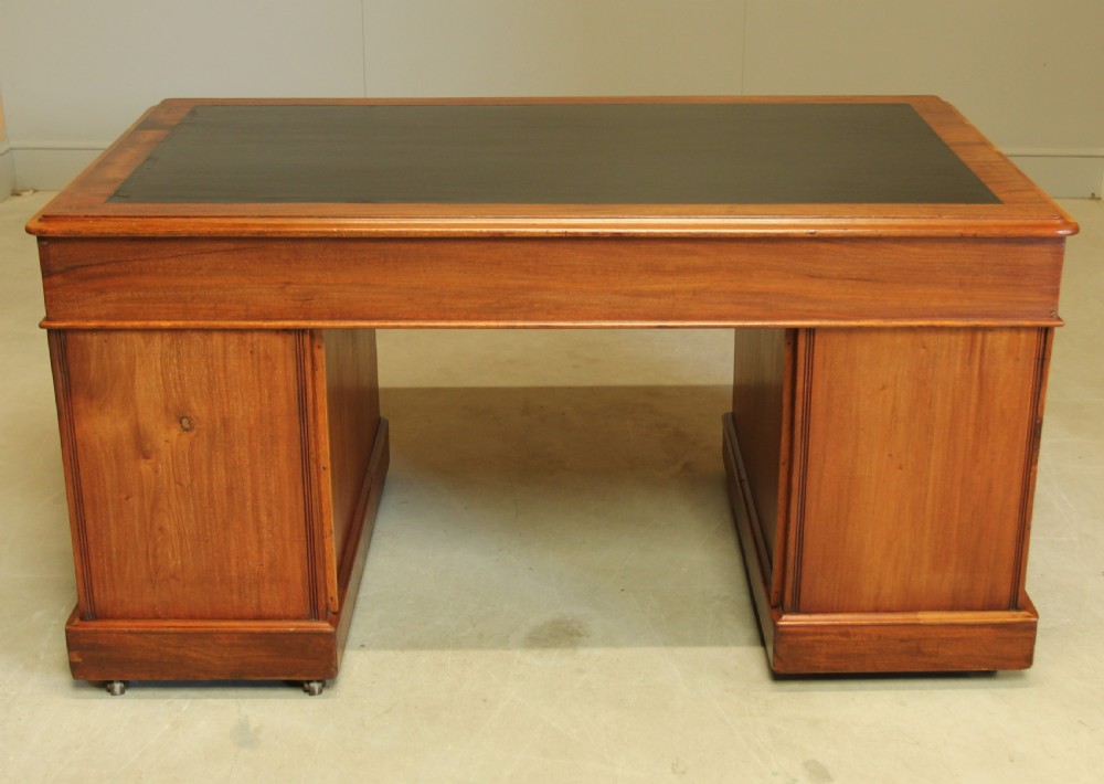 A Large Victorian mahogany twin pedestal desk. View X