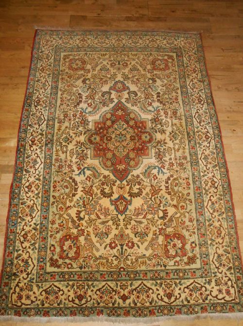 Central Persian Ghom Rug/carpet