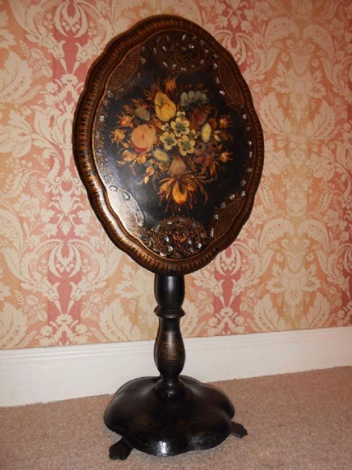 Beautiful Victorian Papier Mache & Mother of Pearl Snap Top Table