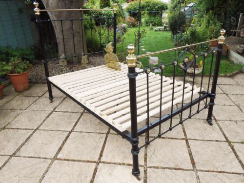 Pretty Victorian Brass & Cast Iron Double Bed