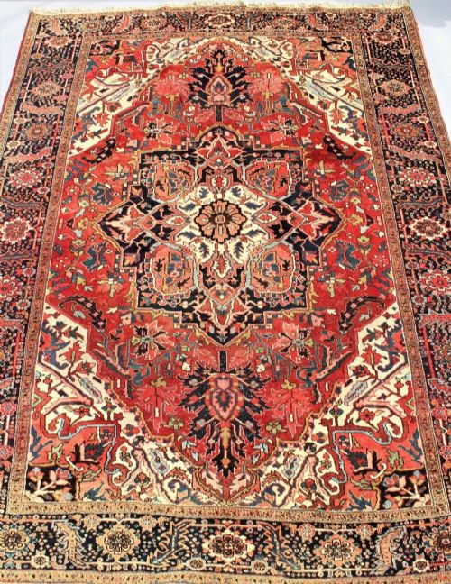 Antique Heriz Carpet Good Room Size