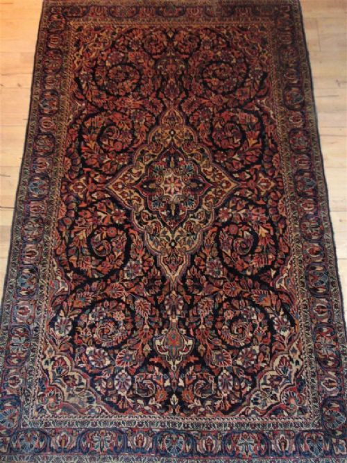 Antique Saroukh Carpet / Rug West Persia
