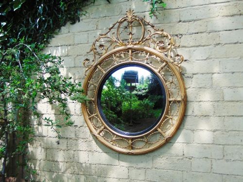 fig 1. Large & Impressive Circular Regency Gilt Mirror