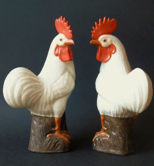 Good Pair of Chinese Qing Period Porcelain Cockerels