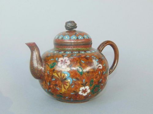 Pretty Japanese Meiji Cloisonne Teapot