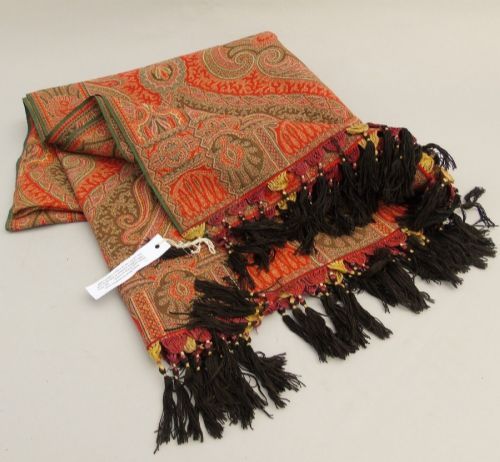 Good Double Sided Paisley Shawl
